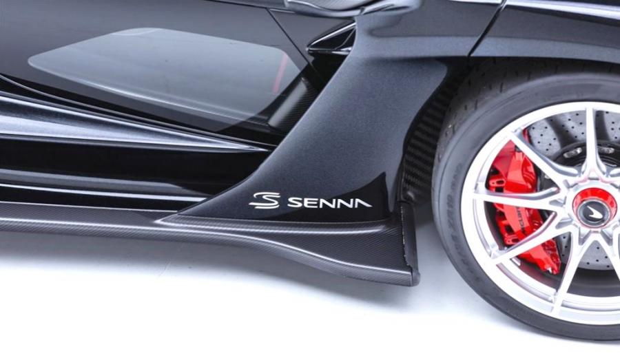 Детали экстерьера McLaren MSO Senna Bespoke Diamond Black 2019 года  (фото 17 из 37)